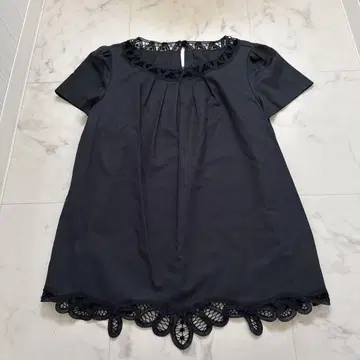 새상품급 아마카 자수 블라우스