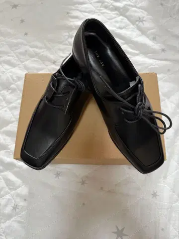 미사용 새상품 LAURENHI 블랙 로퍼 D-11-6-2 24.5cm