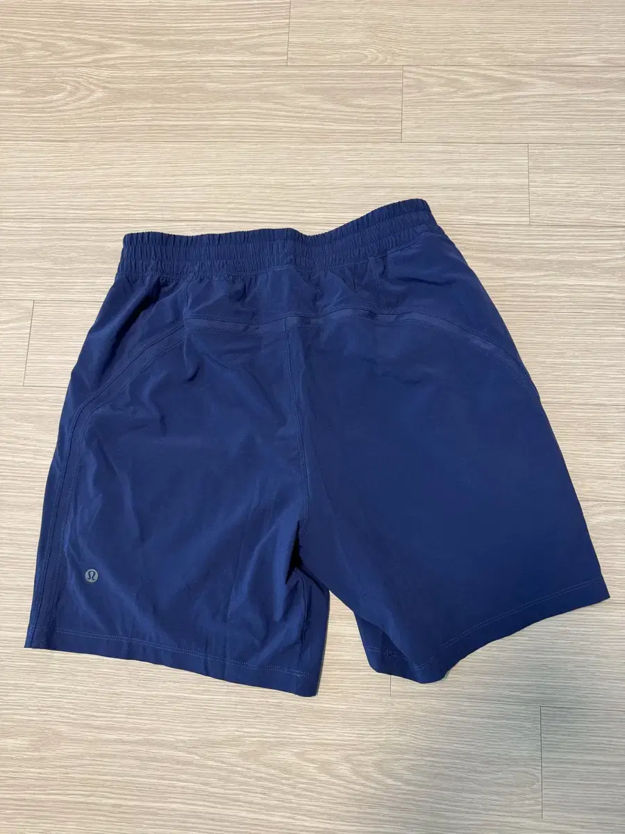 Lululemon Pace Breaker 7-Inch S (New, Tag Removed)