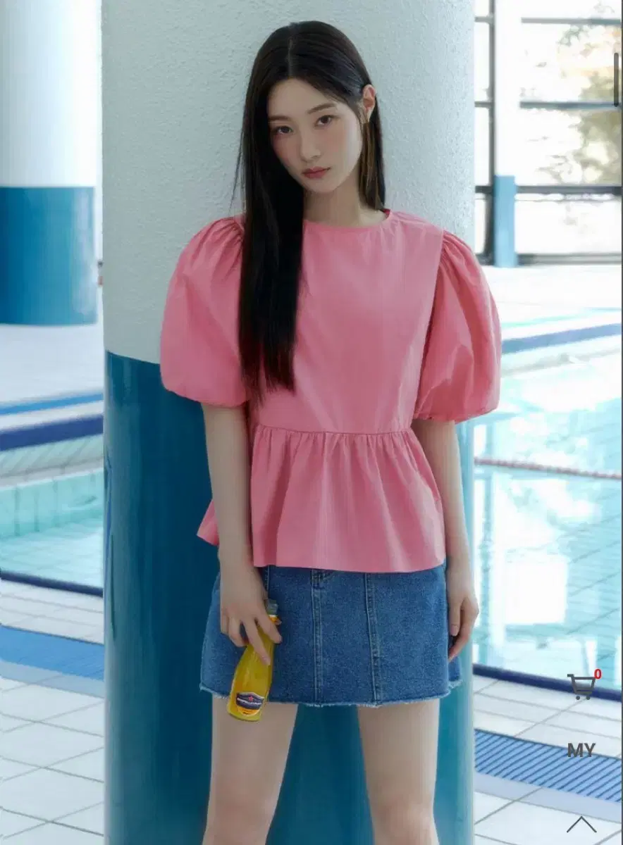 온앤온 백 리본 블라우스