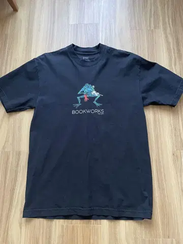 BookWorks 티셔츠