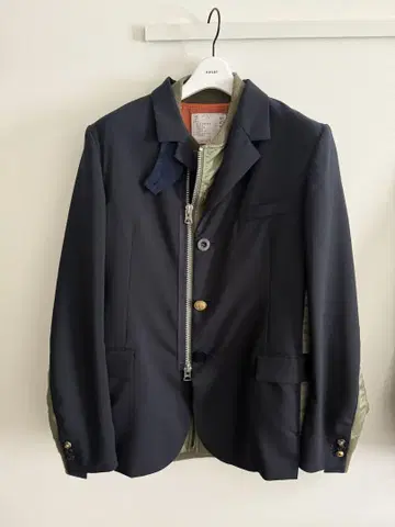 sacai 수팅 MA-1 도킹 자켓