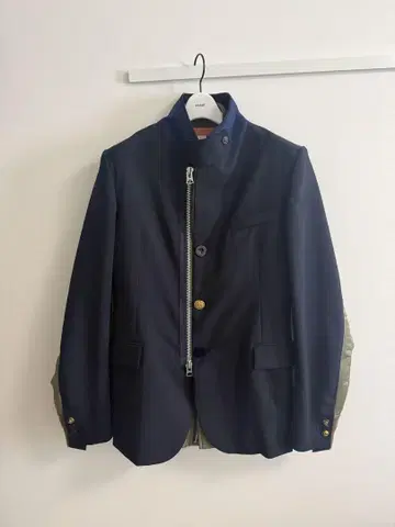 sacai 수팅 MA-1 도킹 자켓