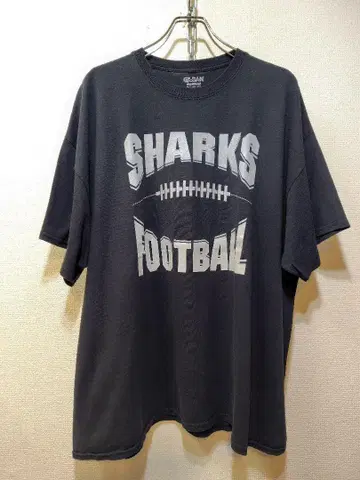 GILDAN SHARKS FOOTBALL 티셔츠 블랙