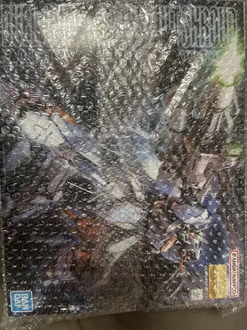 MG 1/100 듀얼 건담 어솔트 슈라우드