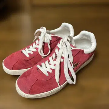 Lacoste 레드 스니커즈 UK8 EU42 한정 컬러