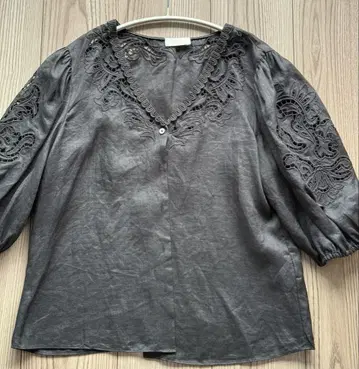 Ballsey 블랙 자수 자수 5부 소매 셔츠