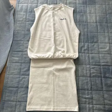RVCA 루카 미사용 원피스