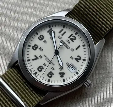 SEIKO 7N42-8260 작동품 세이코 밀리터리