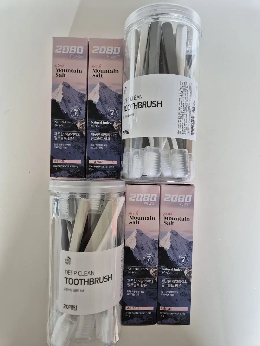 [Shipping Included] Deep Clean Toothbrush 40pcs (2 sets) & 2080 Himalaya Salt Toothpaste