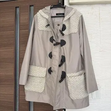bellus closet 후드 부착 마운틴 후드티 42