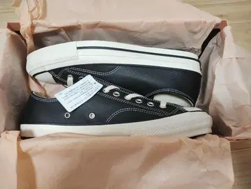 CONVERSE ADDICT 척 테일러 레더 OX