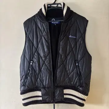 Penfield 블랙 퀼팅 베스트 M