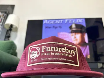 UK Futureboy Porkchop 메쉬 캡 와인