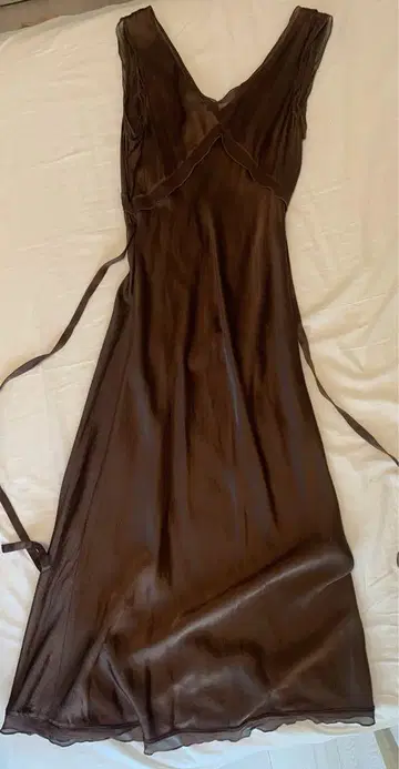 BCBG Maxazria 실크 슬리브리스 원피스/드레스