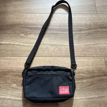 Manhattan Portage 블랙 숄더백