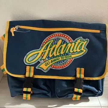 ASICS 네이비 Atlanta 자수 로고 숄더백