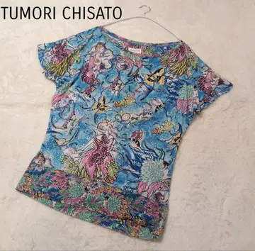 TUMORI CHISATO 반팔 상의 올 패턴 블루 넥라인 넓은 라메