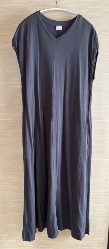 챔피온 프렌치 슬리브 플레어 롱 원피스