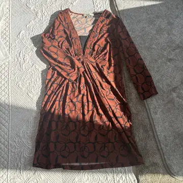 LAURA ASHLEY 원형 패턴 튜닉