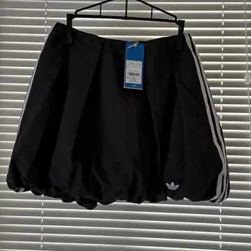 아디다스 오리지널스 adidas Originals 벌룬 스커트 L
