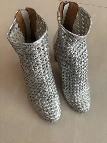 실버 메쉬 니트 부츠 미들 힐 sezane alba boots