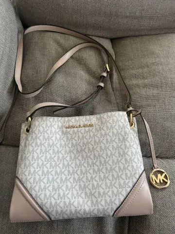 Michael Kors 숄더백 그레이/베이지 핑크