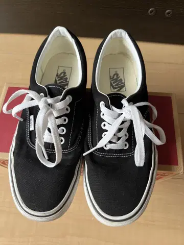 Vans ERA 블랙 스니커즈