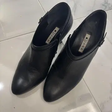 DIANA 블랙 부티 일본제