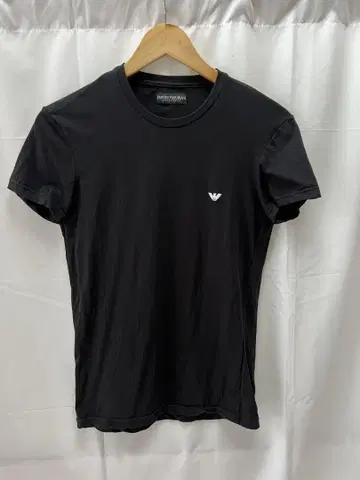 미사용 새상품! Emporio Armani 블랙 반팔 셔츠