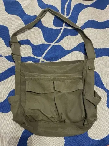 숄더백 올리브 그린