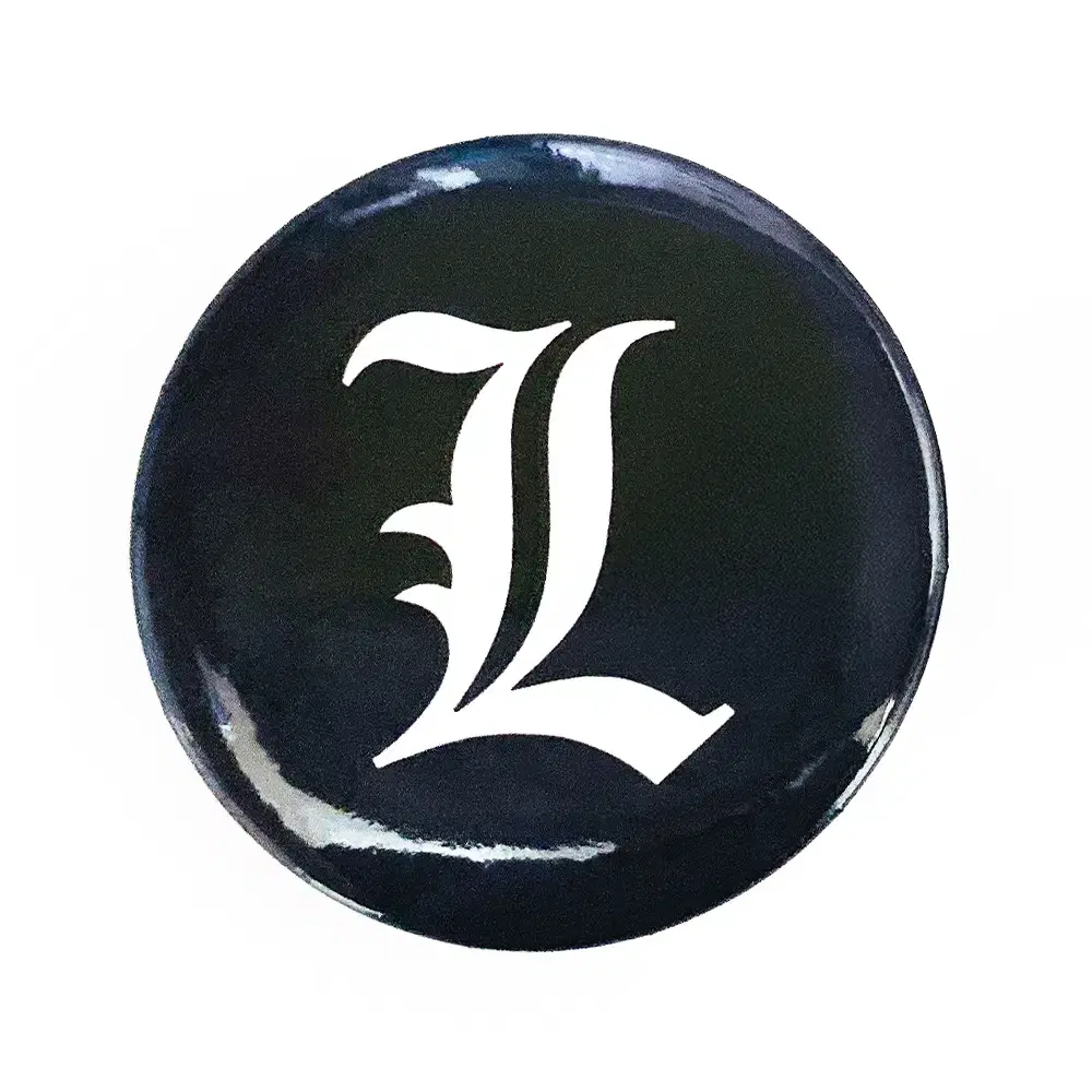 デスノート　ピンバッジ　L　ライト Amazon.co.jp: デスノートLマークピンバッジ DEATH NOTE : おもちゃ
