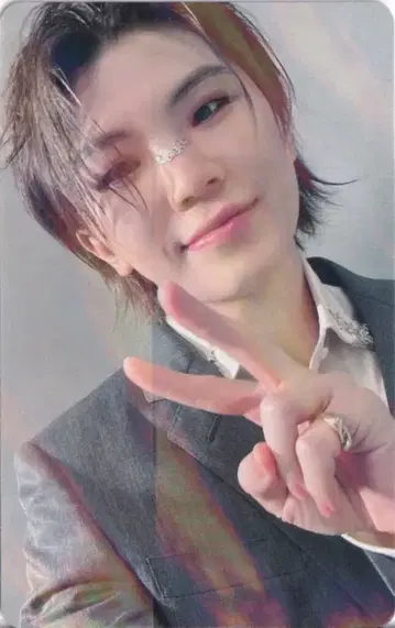 세븐틴 WeverseJAPAN WOOZI 소비기한 홀로그램