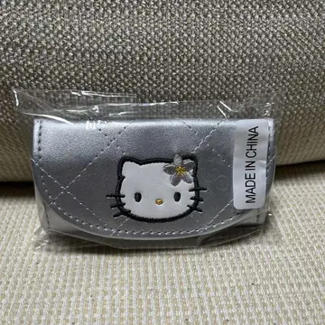 HELLO KITTY 아이템 컬렉션 (실버 퀼트 키케이스)