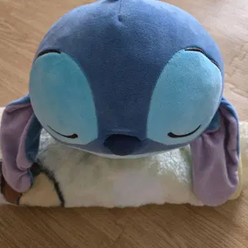 스티치 봉제 인형
