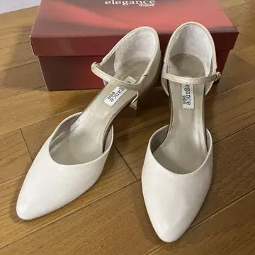 히메코 벨트 아이보리 스틸레토 신발 23.5cm