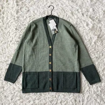 새상품 Salvatore Ferragamo 페라가모 V넥 가디건