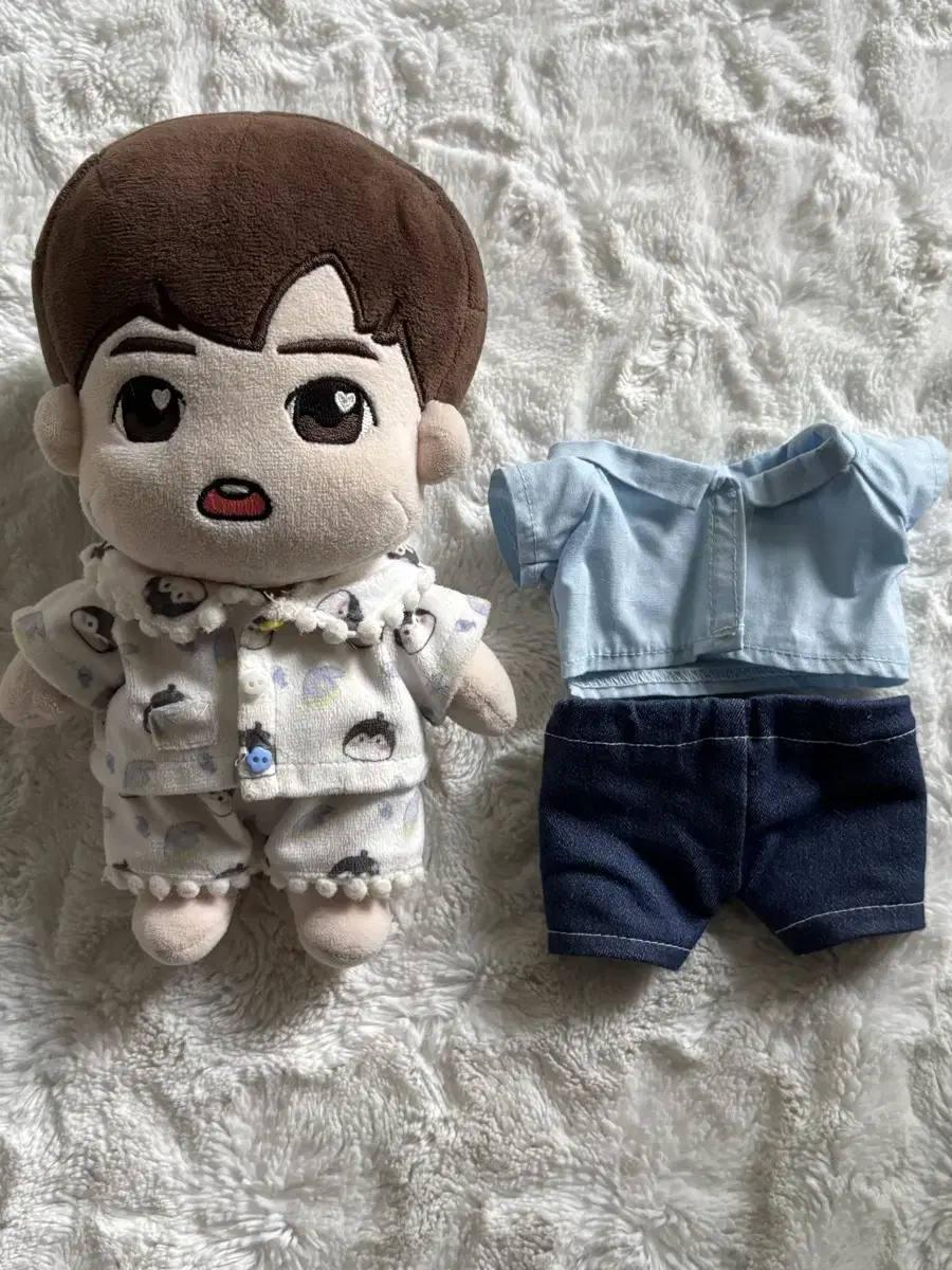 Lee Je-hoon Bebe 20cm doll including clothes wts