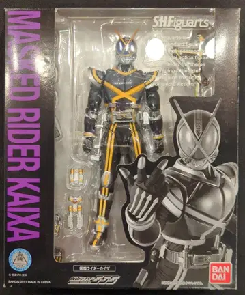 반다이 S.H.Figuarts 가면라이더 파이즈 가면라이더 카이자
