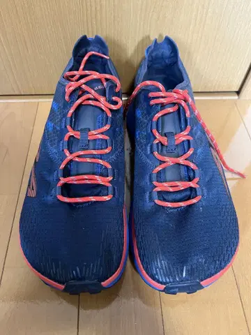 ALTRA 몽블랑 네이비/레드 26.5cm
