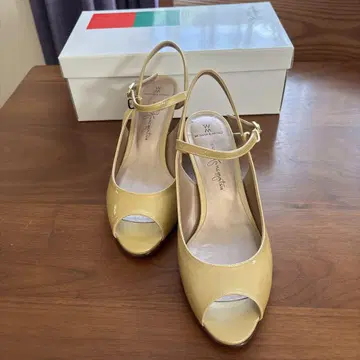 긴자 카네마츠 펌프스 새상품