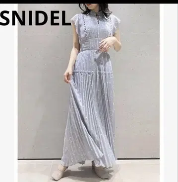 SNIDEL 스나이델 플리츠 롱 원피스 도트 0 사이즈