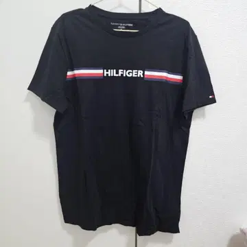 타미힐피거 블랙 티셔츠 M 미사용 새상품