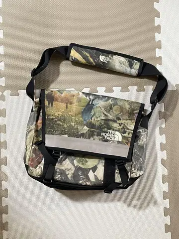THE NORTH FACE 메신저 백 카모플라쥬
