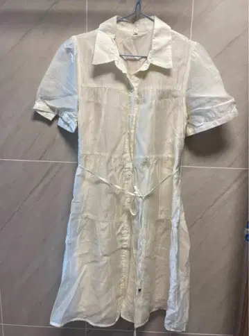 아이보리 셔츠 원피스 반팔