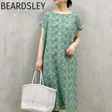 새상품급 비어즐리 츠루가 프론트 자수 원피스 그린 롱 원피스