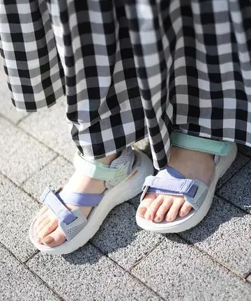 Teva Zymic 샌들 23cm 라이트 그레이