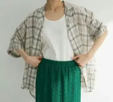 그린 파크스 체크 무늬 오픈 카라 오버 사이즈 반팔 셔츠
