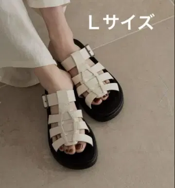로리즈팜 칸도 핏 그루카 샌들 아이보리
