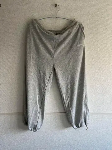 BrokenBase 그레이 팬츠